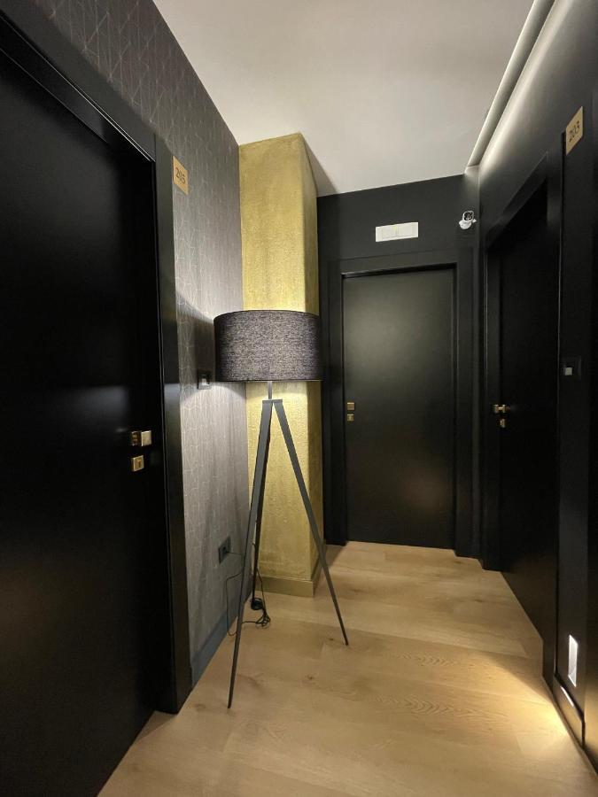 Plebiscito Boutique Rooms نابولي المظهر الخارجي الصورة