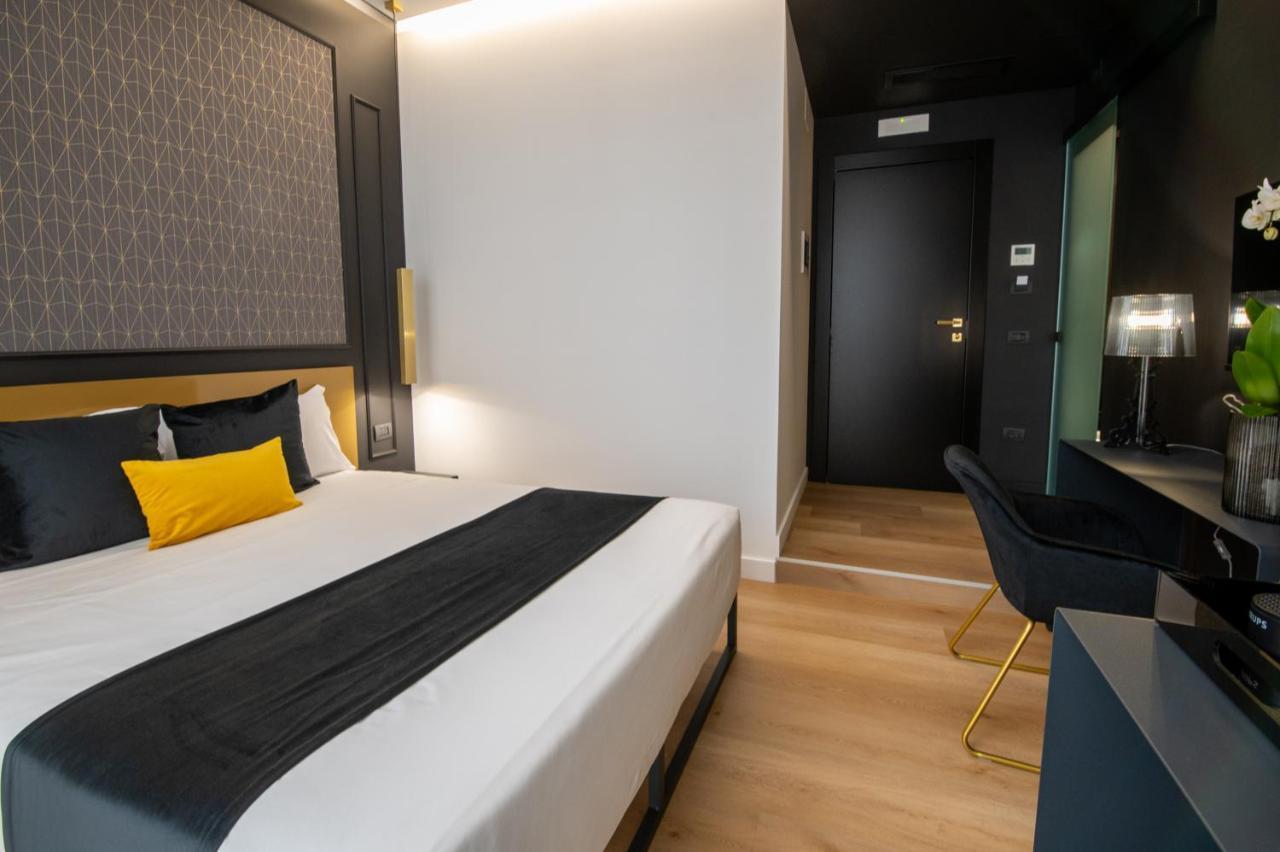 Plebiscito Boutique Rooms نابولي المظهر الخارجي الصورة